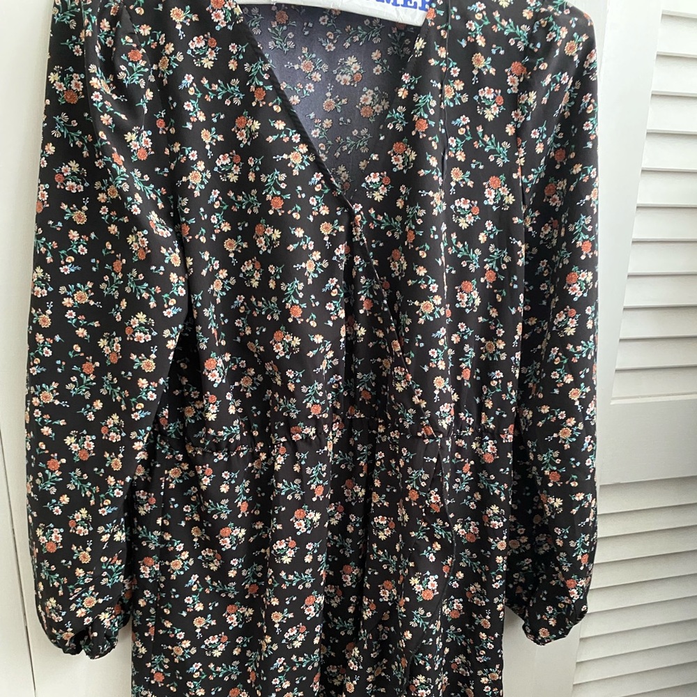Abound long sleeved dress!